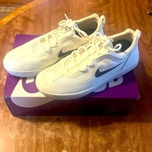 Nike SB athletic shoes. Great condition. Size 10 women’s or 8.5 men’s